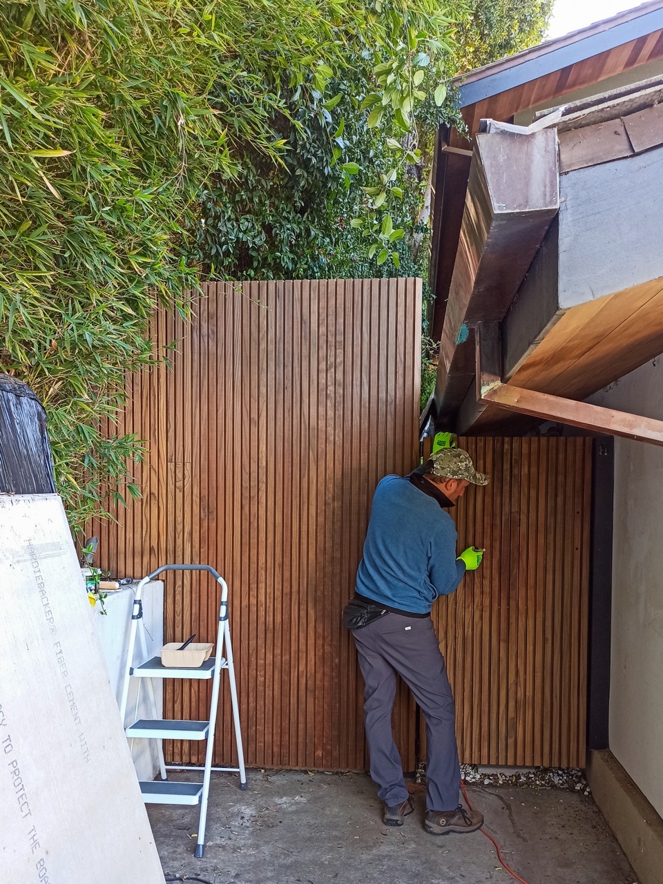 ProHands crew on a project